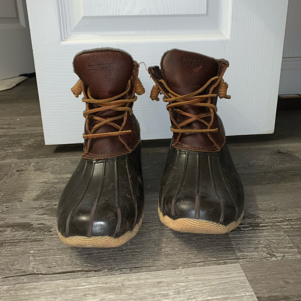 Size 12 Sperry Duck Boots